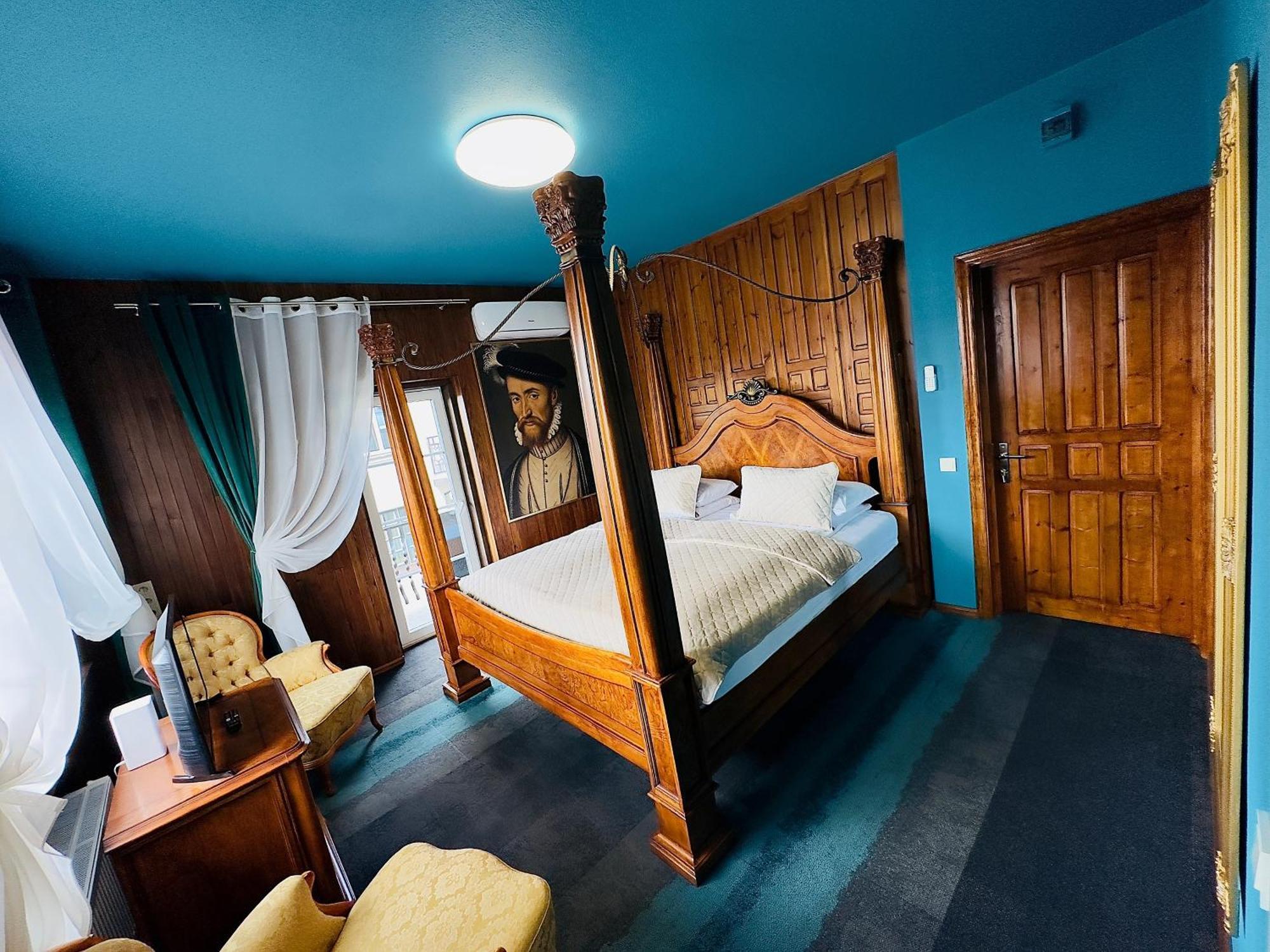 Broken Bed Hootel Каунас Екстер'єр фото